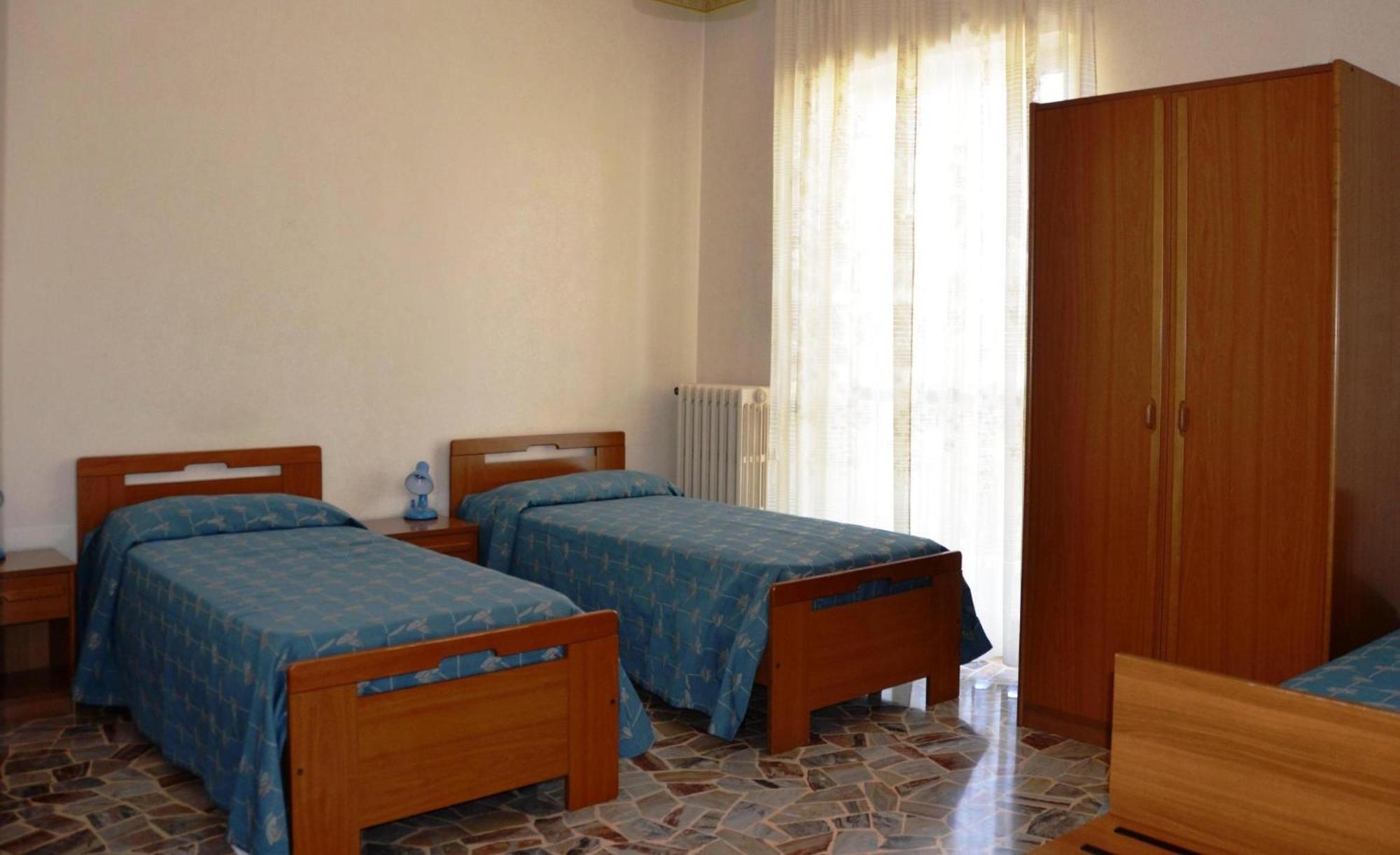 Hotel A-14 Modugno Phòng bức ảnh