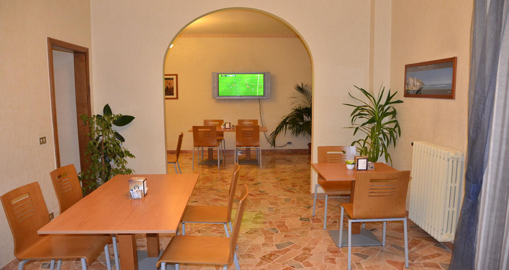 Hotel A-14 Modugno Ngoại thất bức ảnh