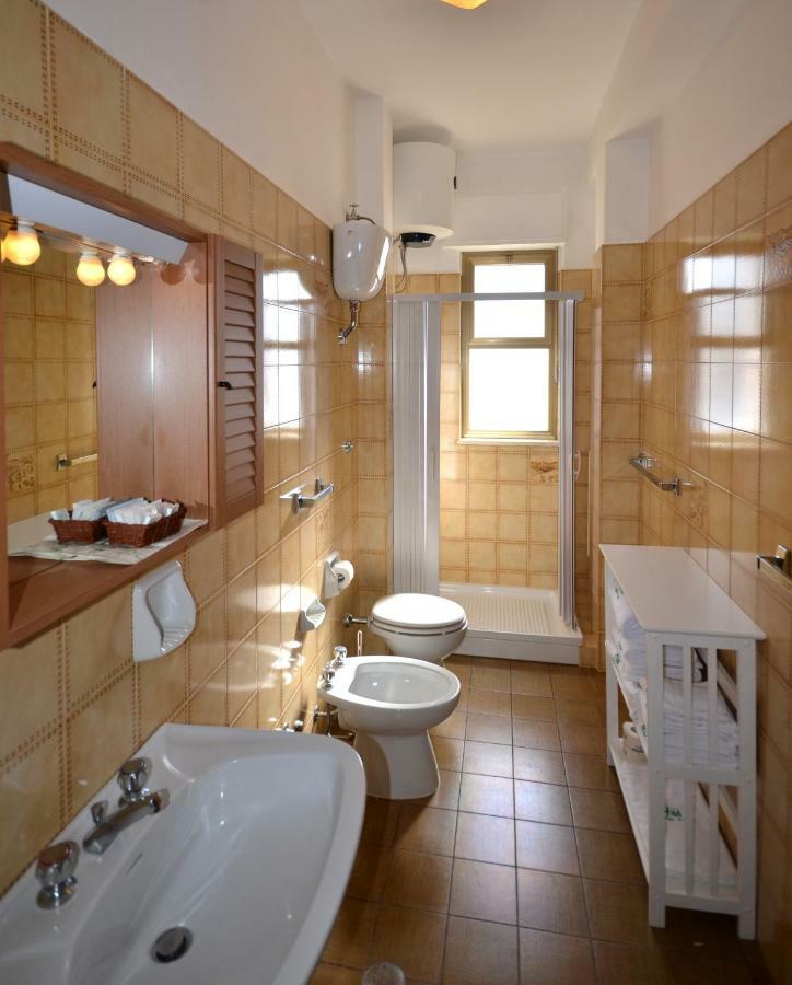 Hotel A-14 Modugno Ngoại thất bức ảnh